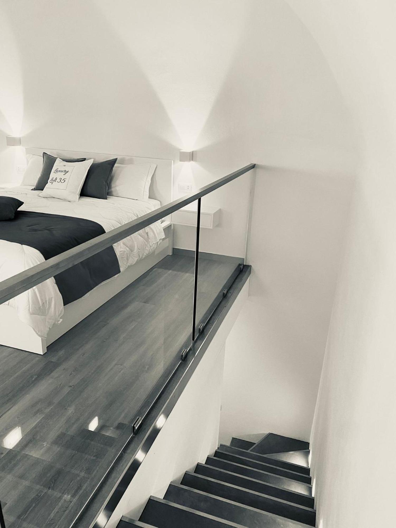 卡利亚里 Luxury Loft 35酒店 外观 照片